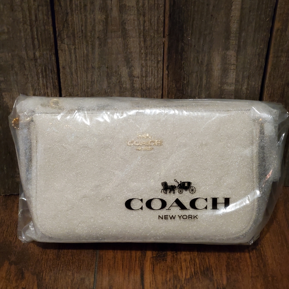 NWT COACH Clutch Chalk White Monogram - Picture 4 of 4